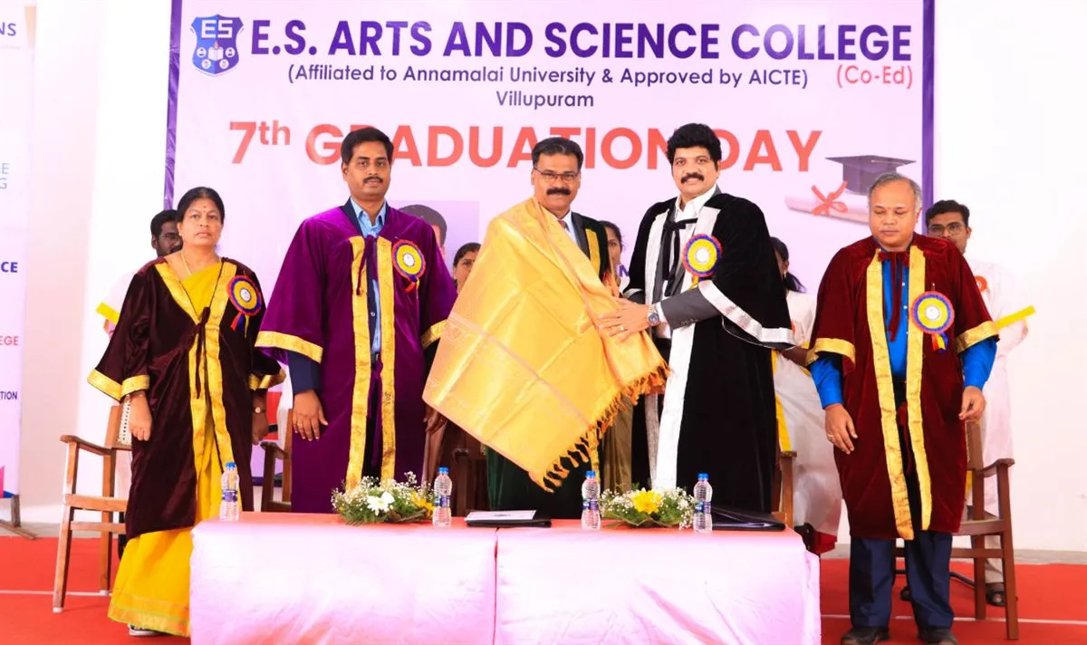7th Graduation Day, photo 4 of 5